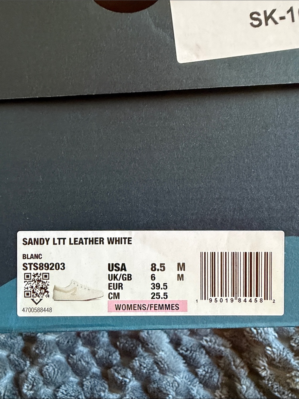 Sperry Women's Cream/Off-White Low-Top Canvas Sneakers - Picture 2 of 6
